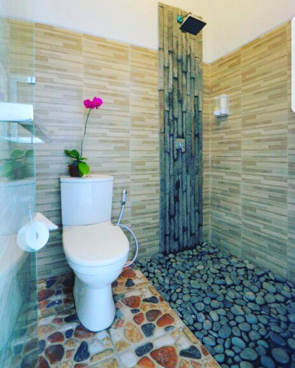 Valomia Guest House Denpasar  Exterior photo